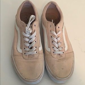 Used vans in blush color